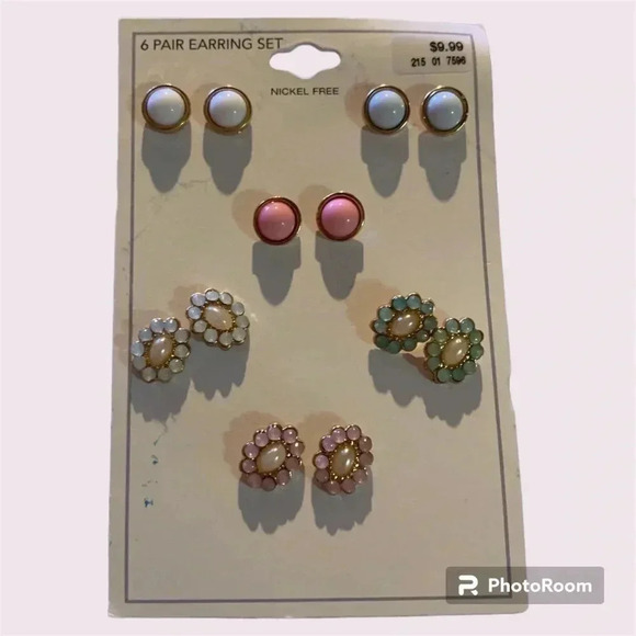 None Jewelry - 6 sets of Different Styles of Stud Ladies Earrings